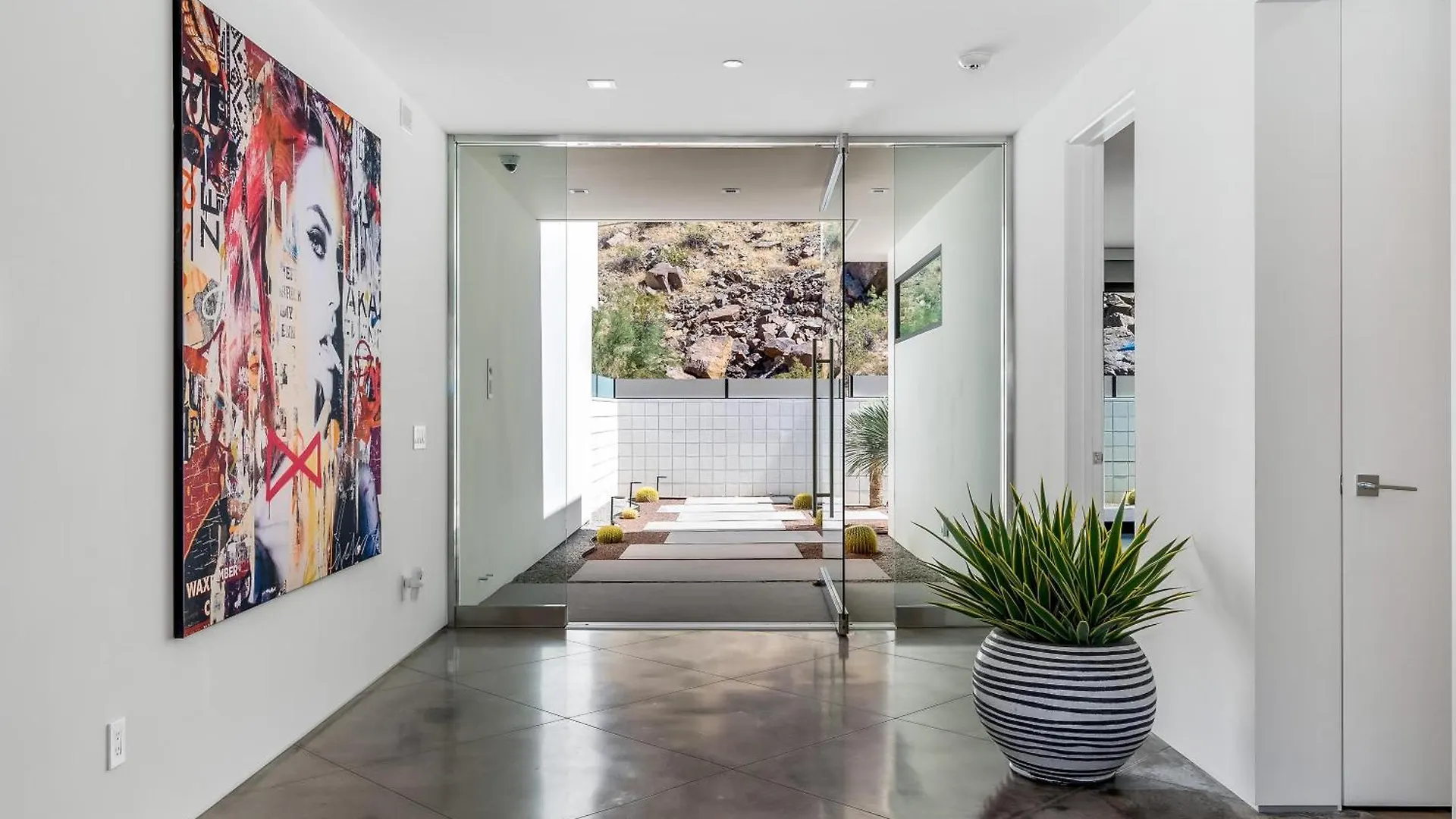 Villa 3Rd Rock By Acme House Company Palm Springs